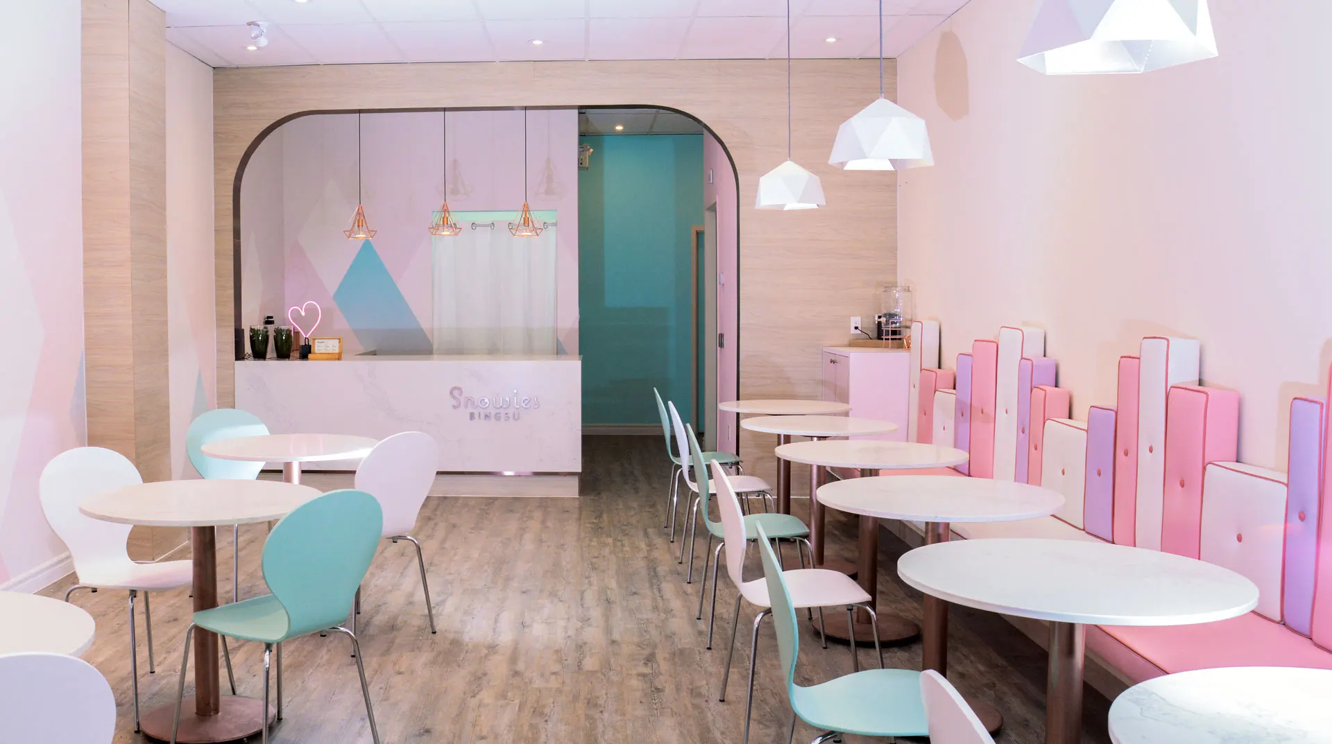 Interior design project for Snowies. Designed the store with soft and welcoming atmosphere